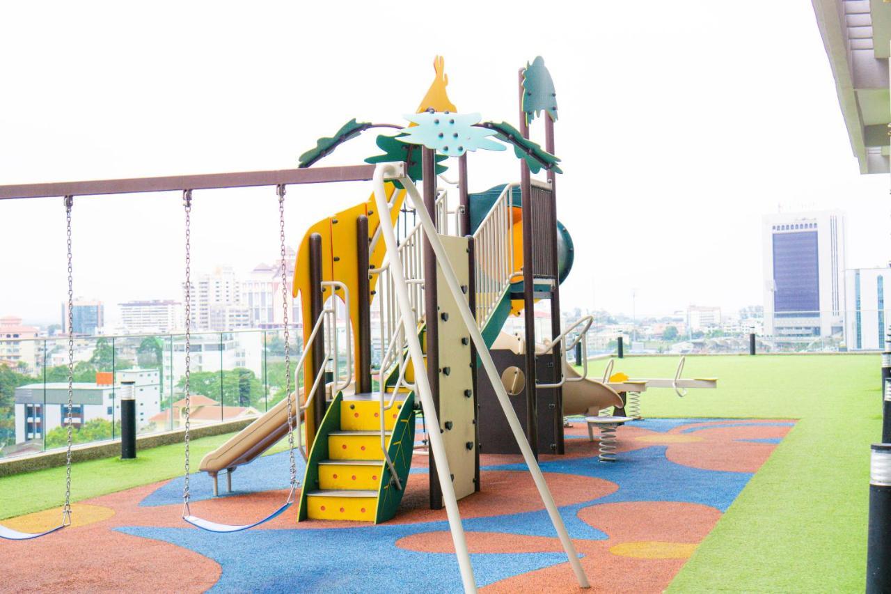 Tamu Place 3-Bedroom Serviced Apartment With Pool Kuala Terengganu Exterior foto